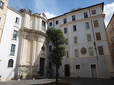 Piazza della Quercia med kyrkan Santa Maria della Quercia.