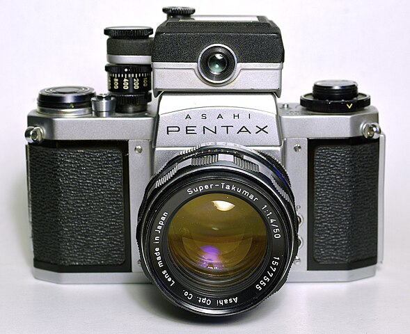 File:Pentax SV camera.jpg - Wikimedia Commons