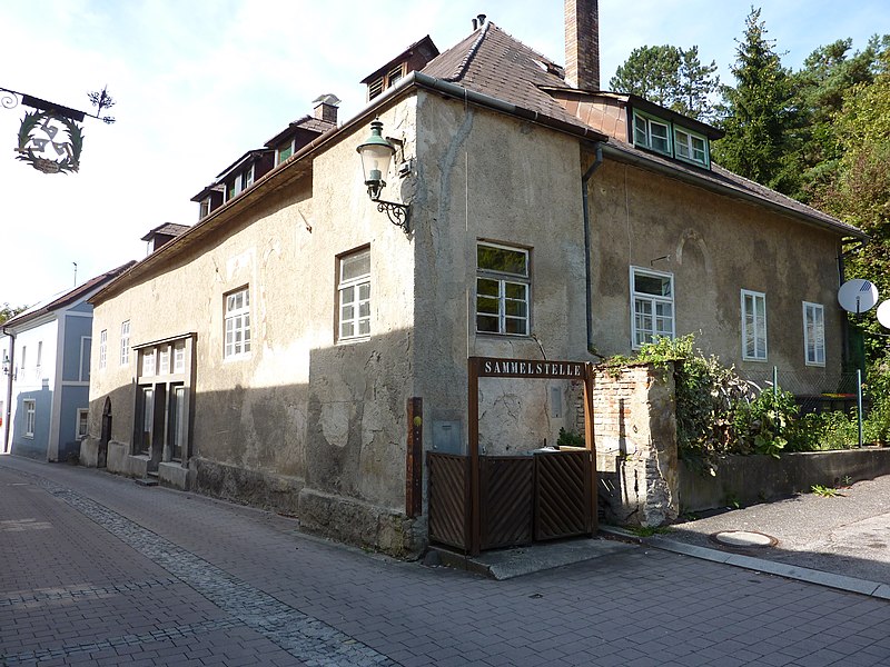 File:Persenbeug Schloßstraße 5.jpg