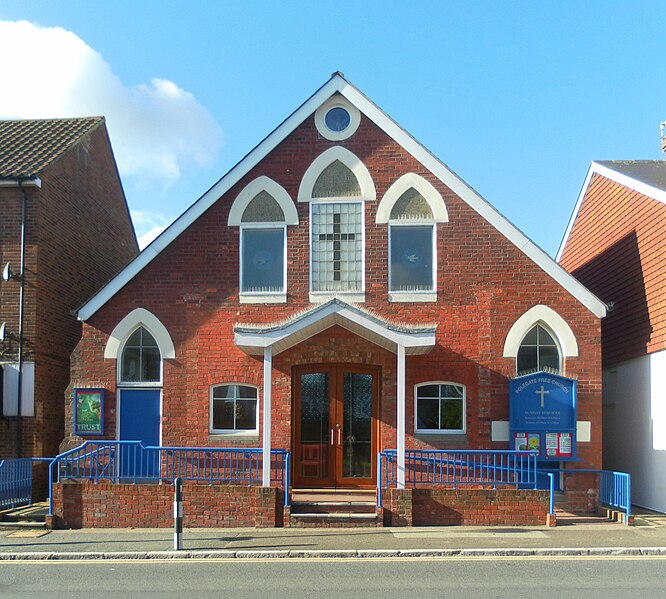 File:Polegate United Reformed Church, High Street, Polegate (October 2012) (3).JPG