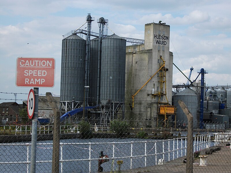 File:Port of Goole 3.jpg