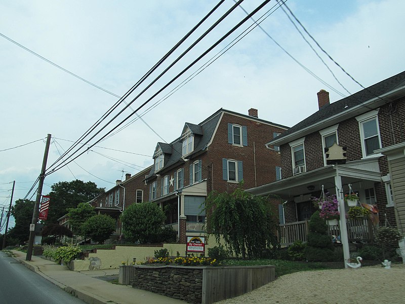 File:Quarryville, Pennsylvania (8482733355).jpg