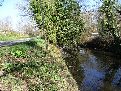 River Crane in Crane Park and the London LOOP - geograph.org.uk - 2872227