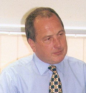 Ron Davies (Welsh politician) British politician