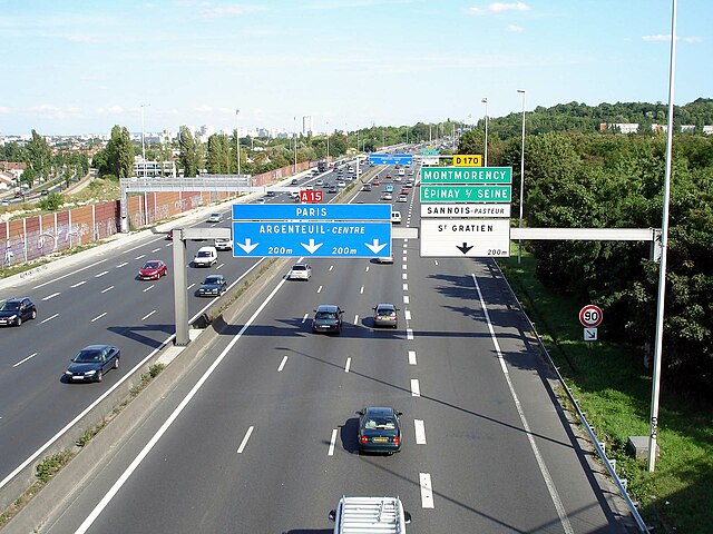 L'autoroute A 15 à Sannois.