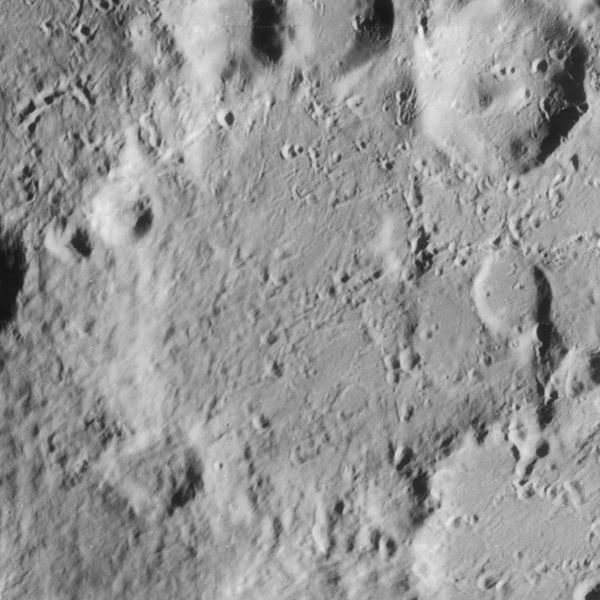 File:Sasserides crater 4119 h2.jpg