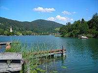 Blick über den Schliersee zum gleichnamigen Dorf