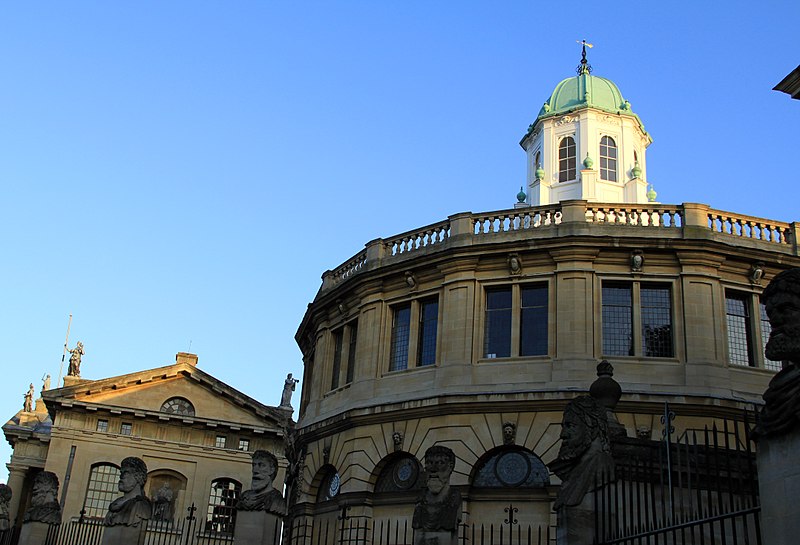 File:Sheldonian Theatre 2009 LL.jpg