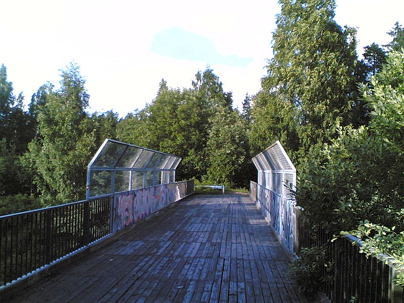 File:Silta ei mihinkään - panoramio.jpg