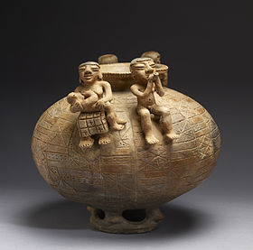 Olla with annular base and modeled figures; 500–1550; ceramic yellow-ware; height: 28.6 cm (11.2 in); width: 31.8 cm (12.5 in); Walters Art Museum (Baltimore, USA)