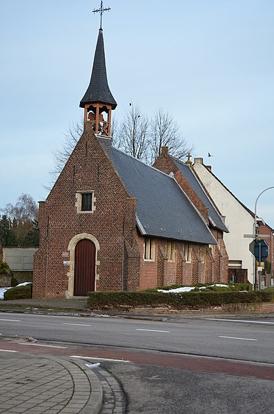 File:Sint-Corneliuskapel, Beerse.jpg