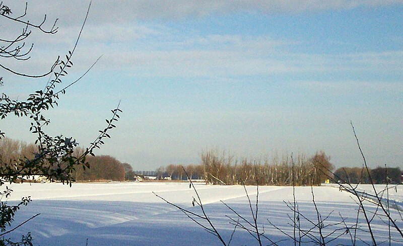 File:Snowy meadows.jpg