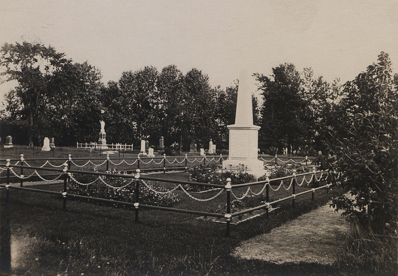 File:Soldiers' Memorial, Fort Frances, Ontario (HS85-10-42021).jpg