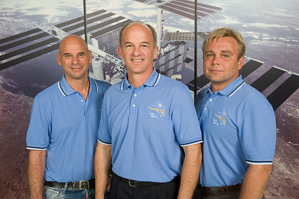 From left to right: Laliberté, Williams and SurayevSoyuz programme (Crewed missions)← Soyuz TMA-15Soyuz TMA-17 →