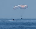 SplashDown do Crew Dragon Endeavor no Golfo do México