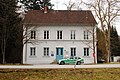 Dienstgebäubäude der Autobahnpolizeistation in Oberdill, Stadt Starnberg, Landkreis Starnberg, Regierungsbezirk Oberbayern, Bayern.