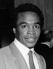 Sugar Ray Leonard in 1984 Sugar Ray Leonard, 1984 (cropped).jpg