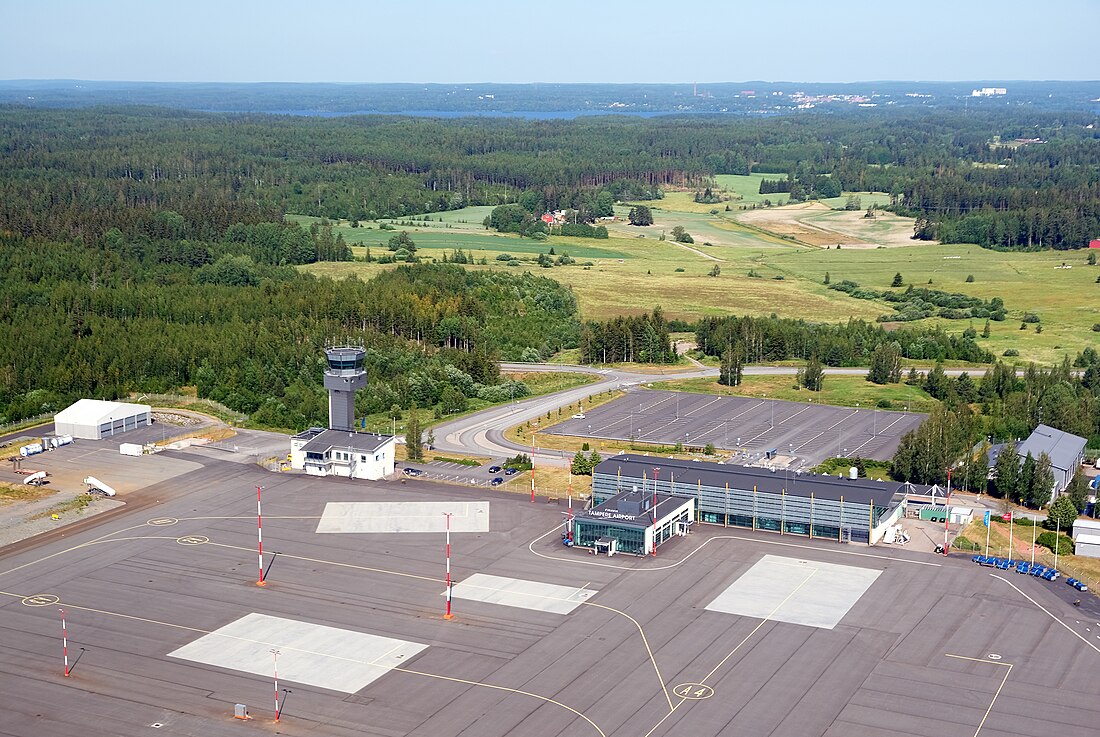 Bandar Udara Pirkkala Tampere