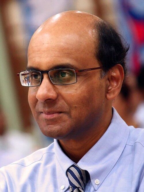 Image: Tharman Shanmugaratnam at the official opening of Yuan Ching Secondary School's new building, Singapore   20100716 (cropped)