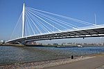 The Ben van Berkel cable stayed bridge across the Amsterdam-Rhine canal Utrecht more in detail - panoramio.jpg