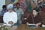 Miniatuur voor Bestand:The Prime Minister, Dr. Manmohan Singh with the Chief Minister of Tamil Nadu, Dr. J. Jayalalitha.jpg