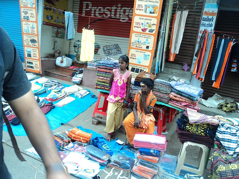 File:The young roadside shop keepers-salem Wiki DEC2011-Tamil Nadu623.JPG