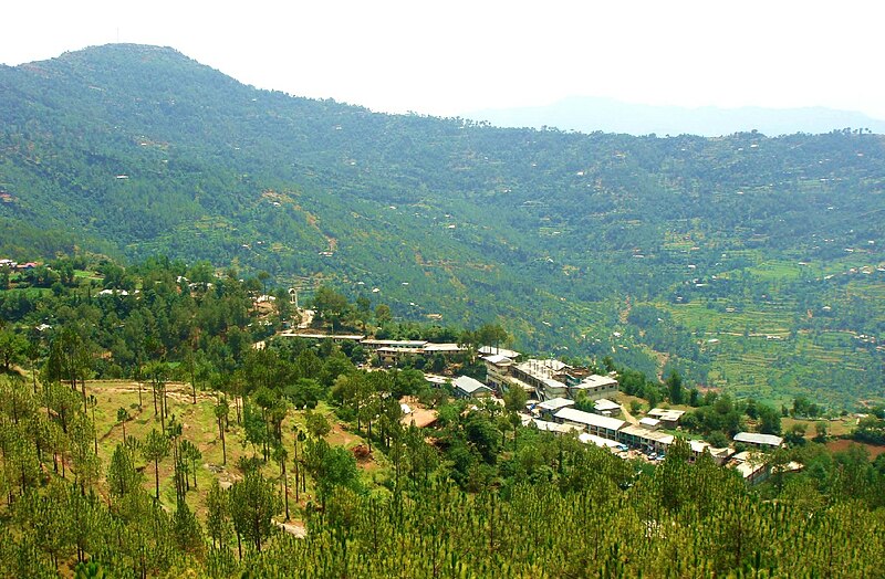 File:Thorar view from hill.JPG