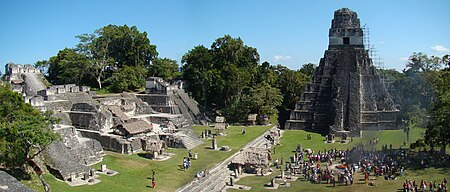 Tập_tin:Tikal-Plaza-And-North-Acropolis.jpg
