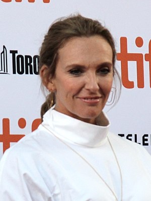 Toni Collette: Biographie, Filmographie, Théâtre