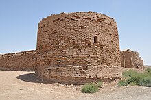 The towers Tower of Dayr-e Gachin.JPG