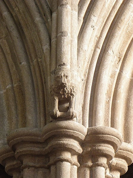 File:Tréguier (22) Cathédrale Saint-Tugdual Intérieur 25.JPG