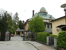 Die Villa von Emil Ehrensberger, mit eigenem Observatorium von 1915.