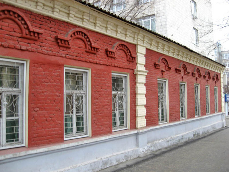 File:Tsaritsyn Trade Shop on 16 Barrikadnaya Street in Volgograd 001.jpg