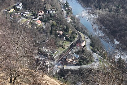 So kommt man zu Ponte Brolla mit den Öffentlichen - Mehr zum Ort Hier