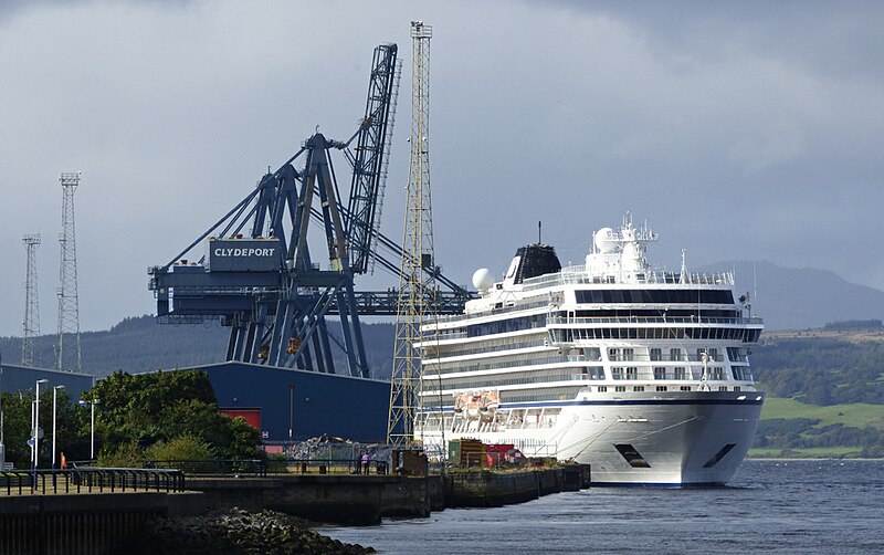 File:Viking Sun at Greenock - geograph.org.uk - 6262756.jpg