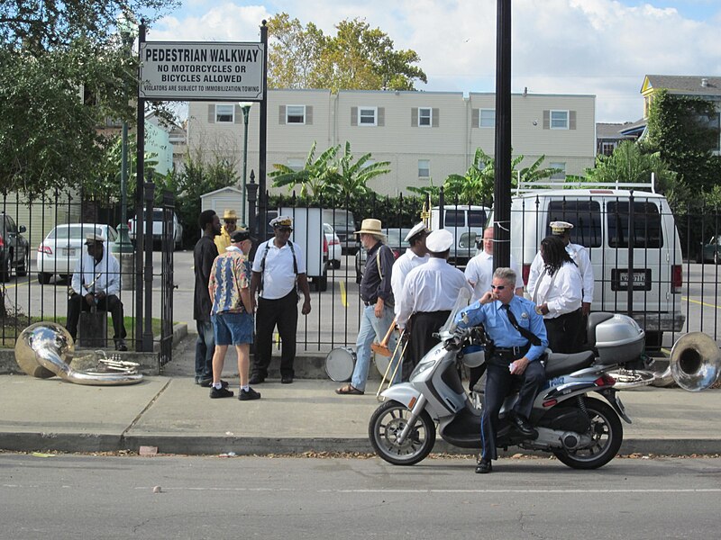 File:WWOZ 30th Parade Elysian Fields Lineup motorcycle.JPG