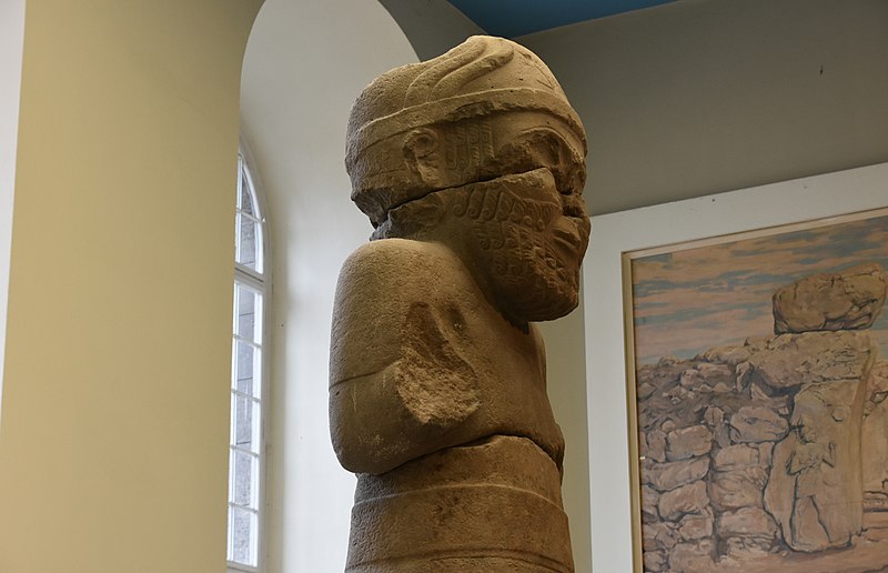File:Wather god Haddad, from Turkey, ca. 775 BCE; Pergamon Museum, Berlin (4) (39531070194).jpg