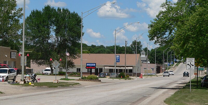 File:Winnebago, Nebraska Hwy 75-77 3.JPG