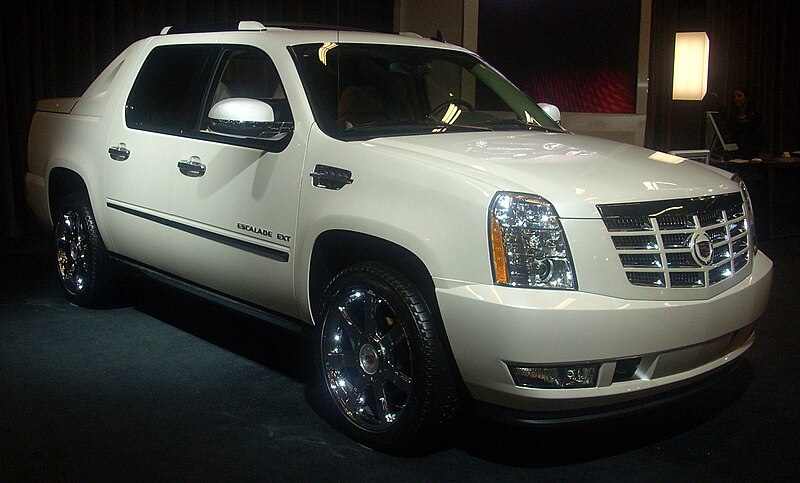 File:'10 Cadillac Escalade EXT (MIAS '10).jpg