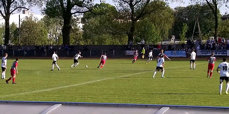 File:05.05.2018 MKS Pogoń Prudnik - LZS Racławiczki 2-1 (1-1) (6).jpg