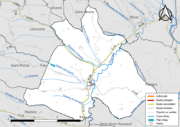 Carte en couleur présentant le réseau hydrographique de la commune