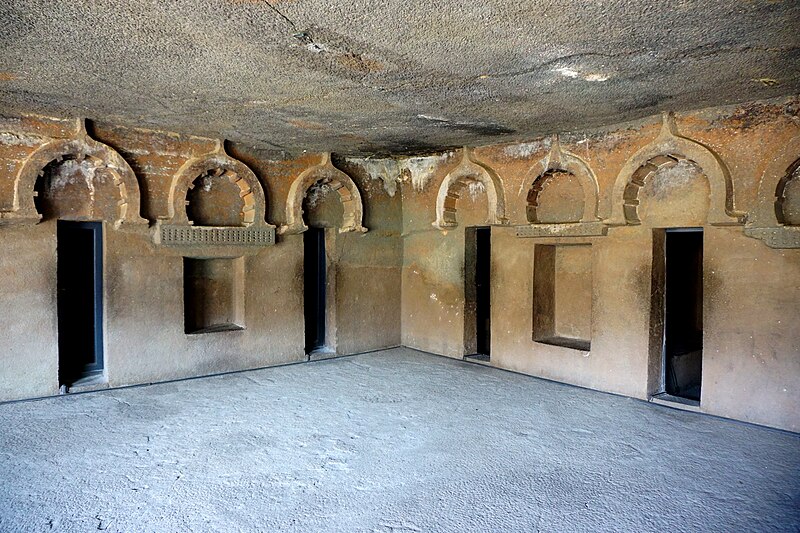 File:094 Cave 12, Vihara Cells (34123037202).jpg