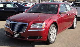 12 Chrysler 300 Limited AWD (6863423346) (cropped).jpg