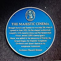 Blue plaque from Leeds Civic Trust 136 Majestic (16287152192).jpg