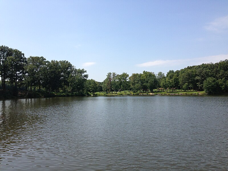 File:2013-08-26 12 17 08 View southeast from the gazebo at the end of the peninsula near the marina on Mercer Lake in Mercer County Park.jpg