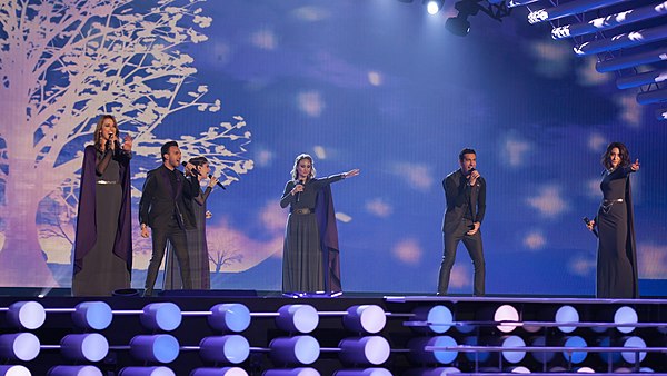 Genealogy at a Eurovision Song Contest 2015 rehearsal (L-R: Tamar Kaprelian, Vahe Tilbian, Inga Arshakyan, Mary-Jean O'Doherty Basmadjian, Essaï Altou