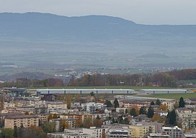 Légi felvétel a futópályáról és Blécherette környékéről