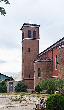 Campanile Acilia, chiesa di San Leonardo da Porto Maurizio - Campanile.jpg