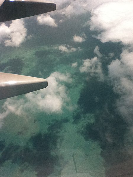 File:Aerial view of the Great Barrier Reef.JPG