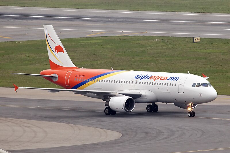 File:Airphil Express Airbus A320 (RP-C8394) at Hong Kong International Airport.jpg